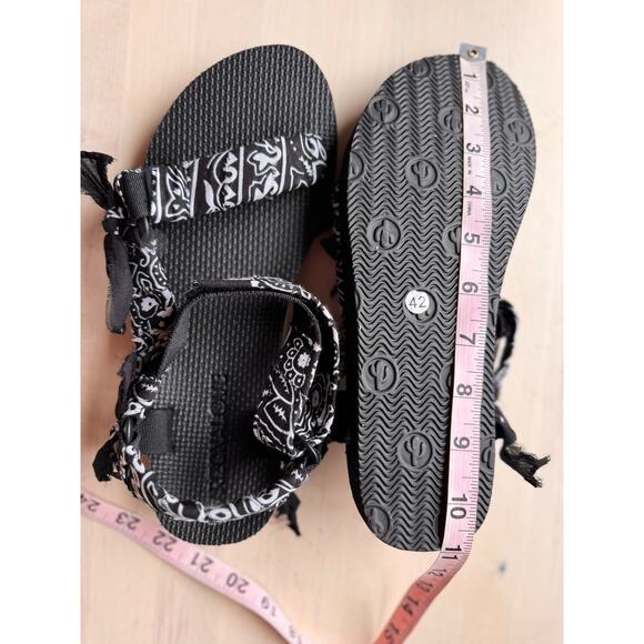 ARIZONA LOVE Bandana Trekky Sandals size 42/ US 12 - Picture 7 of 8